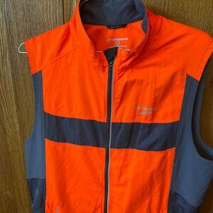 Brooks running vest